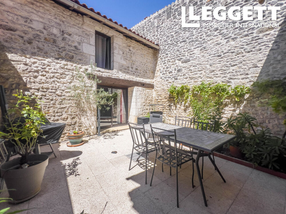 Maison 8 pièces 195 m² · à Angoulême · 195 m² · 299 500 €