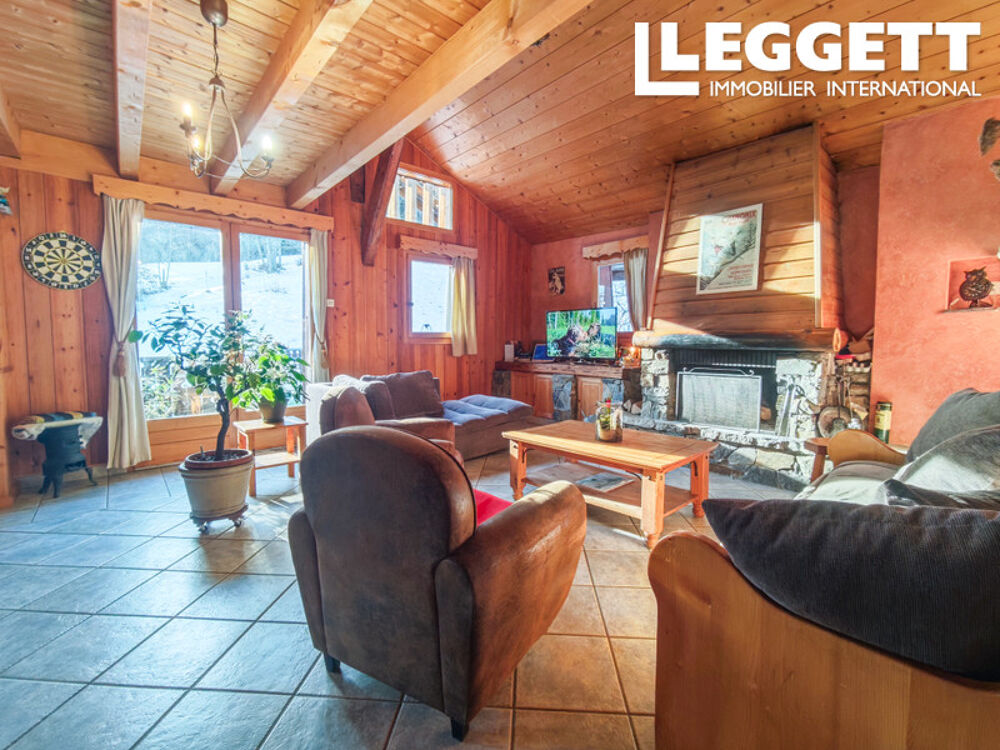 Vente Maison Impressionnante ferme savoyarde de 5 chambres et appartement indépendant de 3 chambres au pied des pistes. Morillon