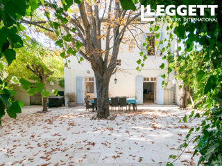  Maison  vendre 8 pices 240 m