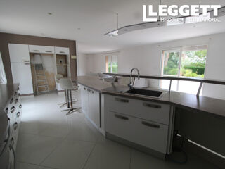  Maison � vendre 9 pi�ces 138 m�