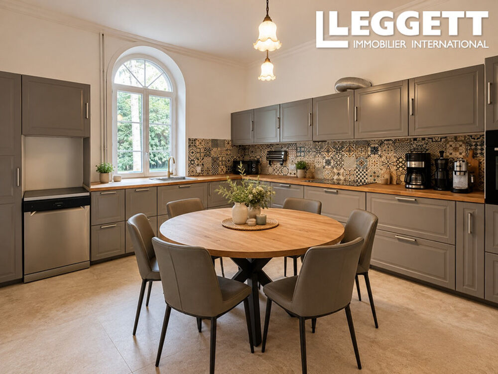 Vente Maison Impressionnante propriété en Normandie avec 8 chambres, gîte indépendant, dépendances et 2,4 hectares Virey
