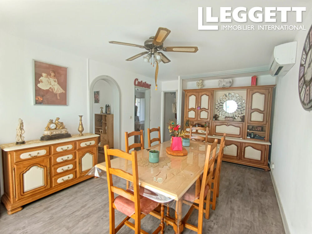 Maison plain pied avec 4 chambres, garage et piscine panneaux solaire