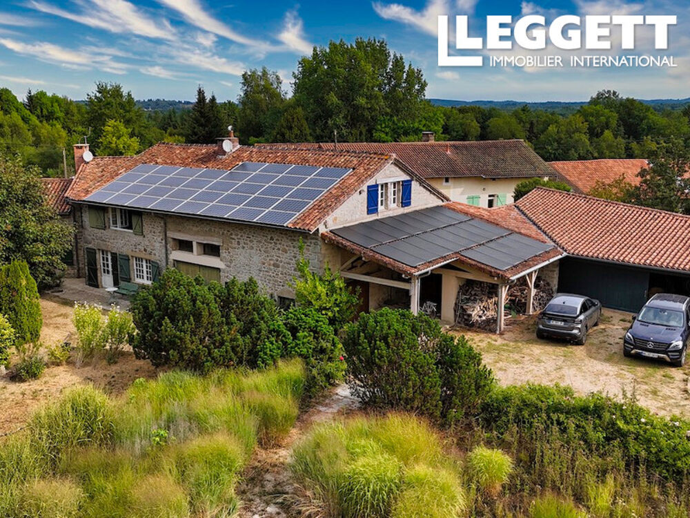 Maison 12 pièces 268 m² · à Nontron · 268 m² · 425 600 €