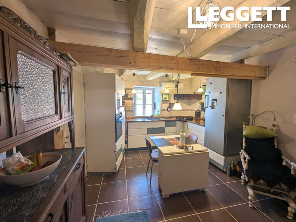 Vente Maison Dans un village pittoresque protégé, maison sur 3 étage avec 3 terrasses et vue imprenable. Millau