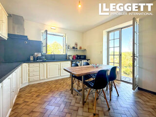 Vente Maison Maison périgourdine de charme avec grand garage et terrasse à Condat-sur-Vézère, proche de Montignac-Lascaux Condat-sur-vÉzÈre
