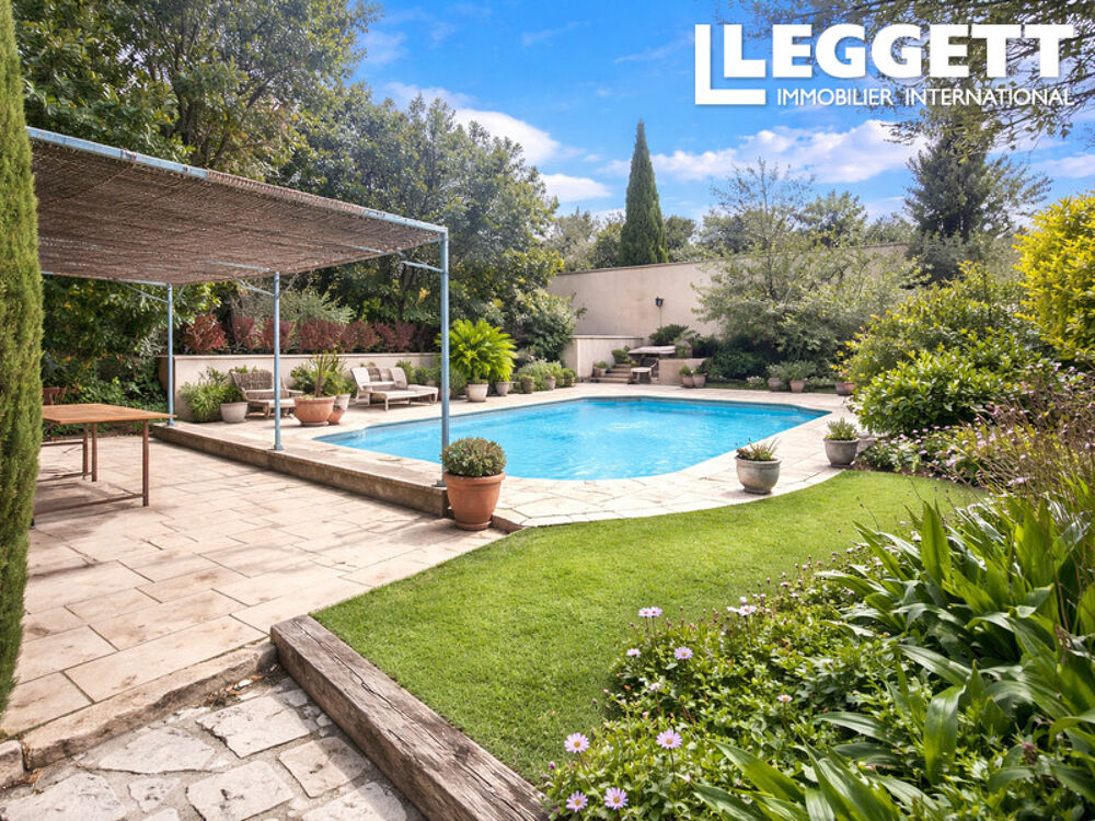 Vente Maison Maison de 125m², avec sous-sol, parcelle de 870m², dépendance, garage, piscine, jardin, Petit Bois Cap Brun Toulon