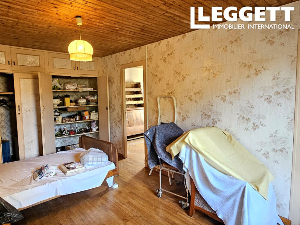 Vente Maison Maison en pierre habitable à rénover avec garage, puits, dépendances et grand jardin à Bourneau DPE E Bourneau