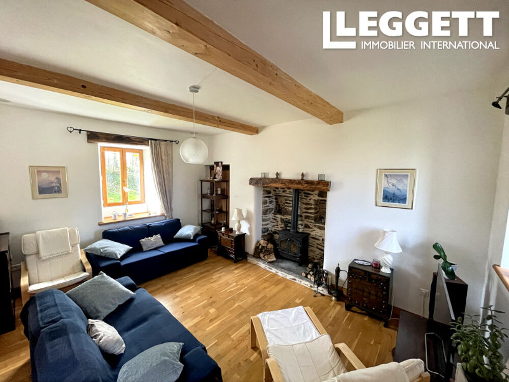 Vente Maison Superbe maison en pierre de caractère avec deux chambres, située dans un hameau paisible, sur un terrain de 2 Saint-mayeux