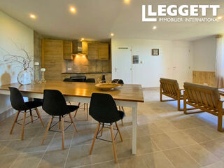  Maison � vendre 15 + pi�ces 340 m�