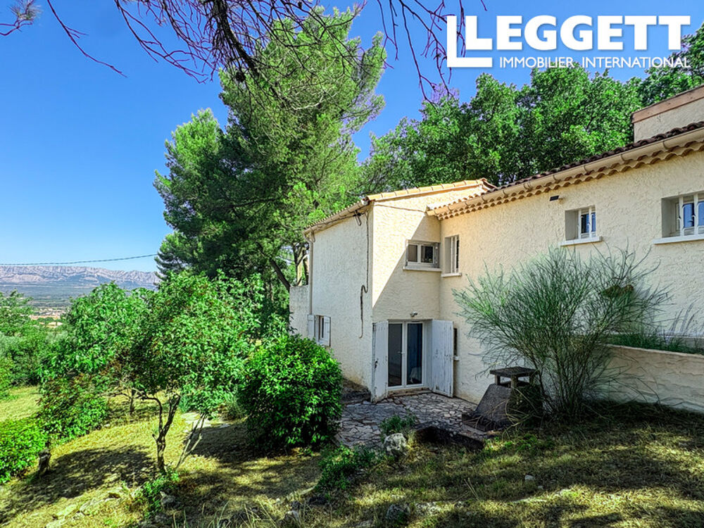 Vente Maison Trets?Maison avec vue exceptionnelle sur la Sainte-Victoire e3 chambres, 4 100 m² de terrain et DPE B Trets