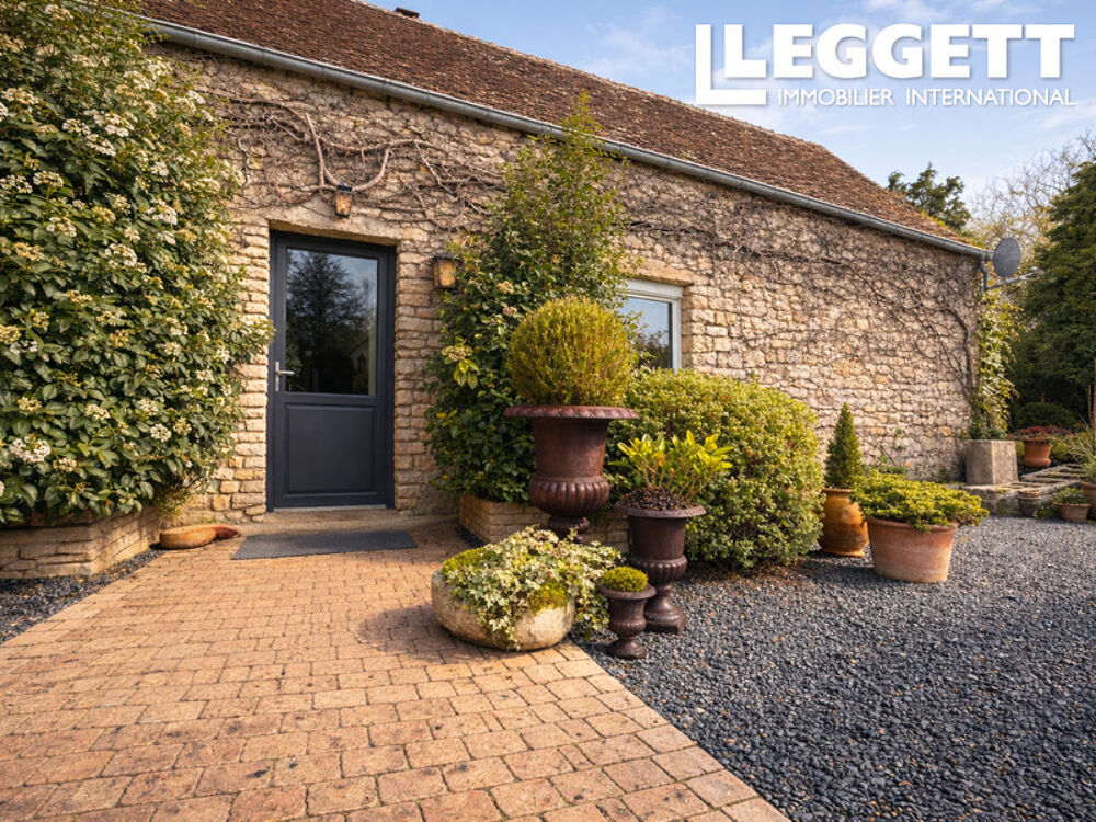 Vente Maison Domaine d?exception avec étang de 8ha et potentiel événementiel ? 19 ha en Normandie : annexe d'abbaye royale Falaise