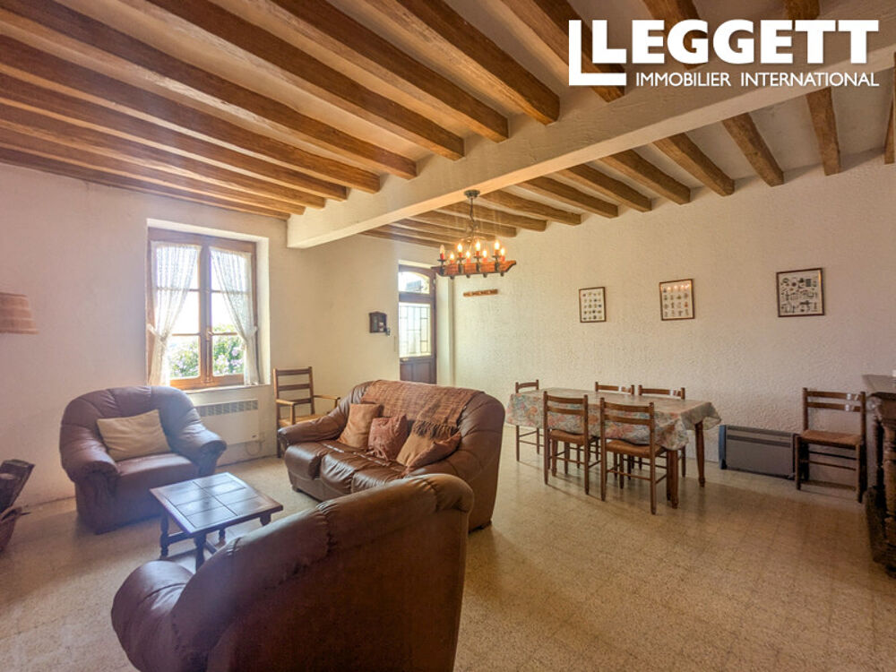 Vente Maison Charmante maison de 3 chambres, proche d?un lac de baignade très apprécié, avec un terrain indépendant. RillÉ