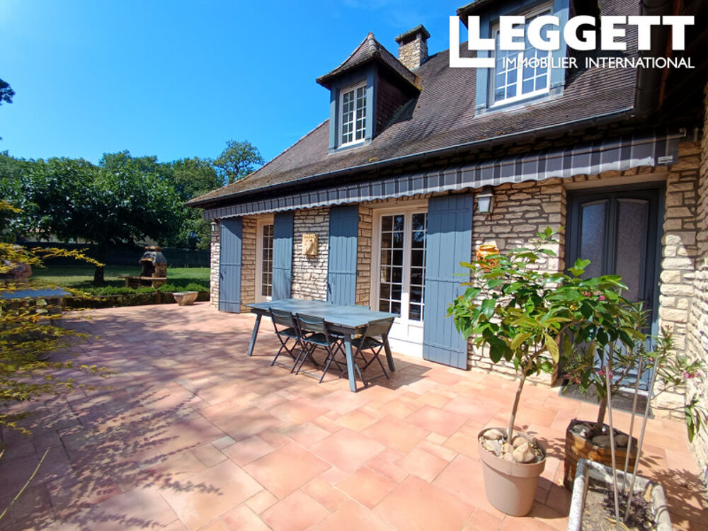 Belle maison de famille avec jardin au coeur de la Dordogne