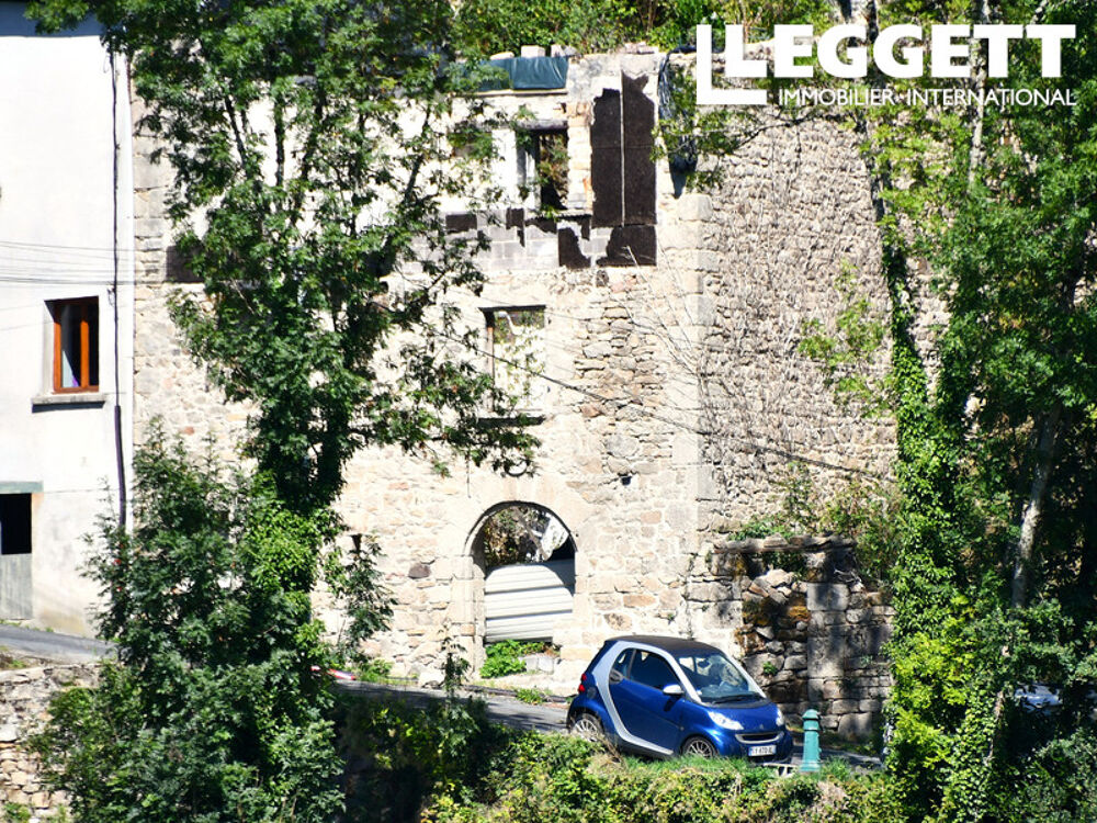 Vente Maison Emplacement unique à Treignac. Magnifique vue. À construire selon vos envies. Deux jardins. Treignac