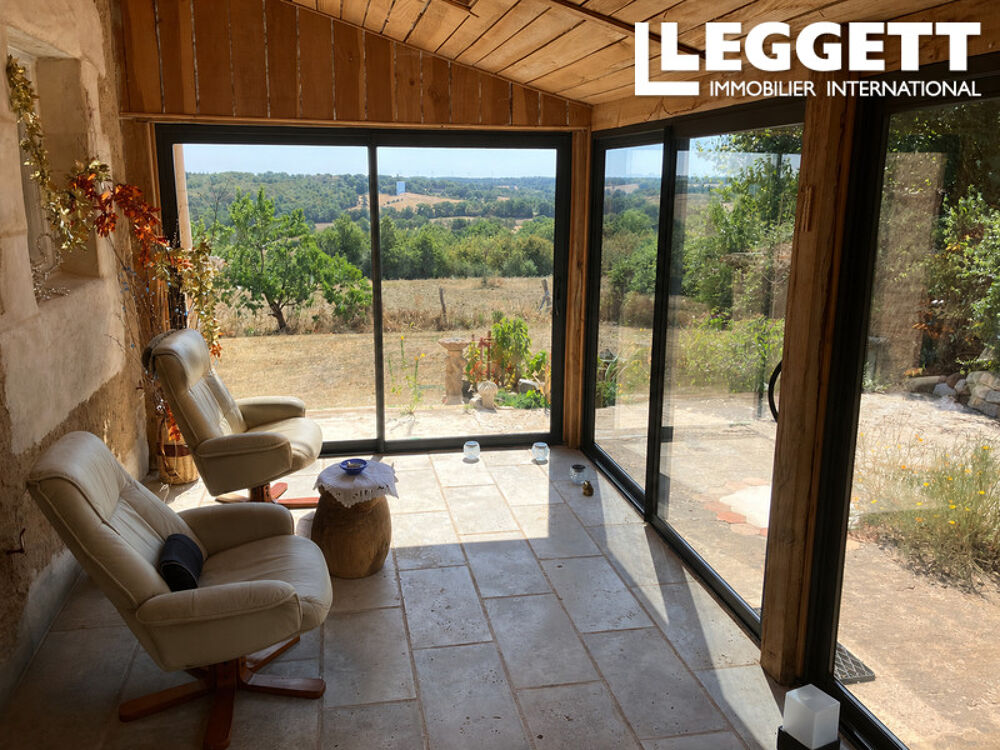 Vente Maison Charmante maison en pierre offrant une vue imprenable, avec studio indépendant, grande grange et terrain Millac