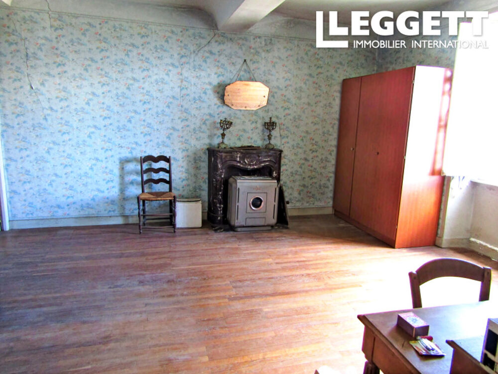 Vente Maison Jolie demeure de maître à rénover avec dépendances et jardin arboré, à Pré-en-Pail. PrÉ-en-pail-saint-samson