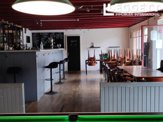  Maison  vendre 8 pices 220 m