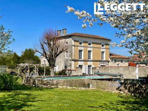  Maison individuelle de 1880's, avec 5 chambres situ�e, avec grand jardin, b�timent, hangar et piscine hors sol Maison - 10 pi�ce(s) - 190 m�