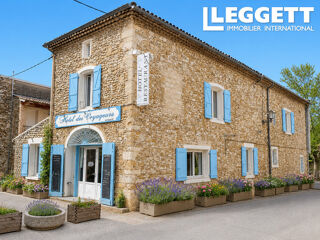  Maison � vendre 15 + pi�ces 715 m�