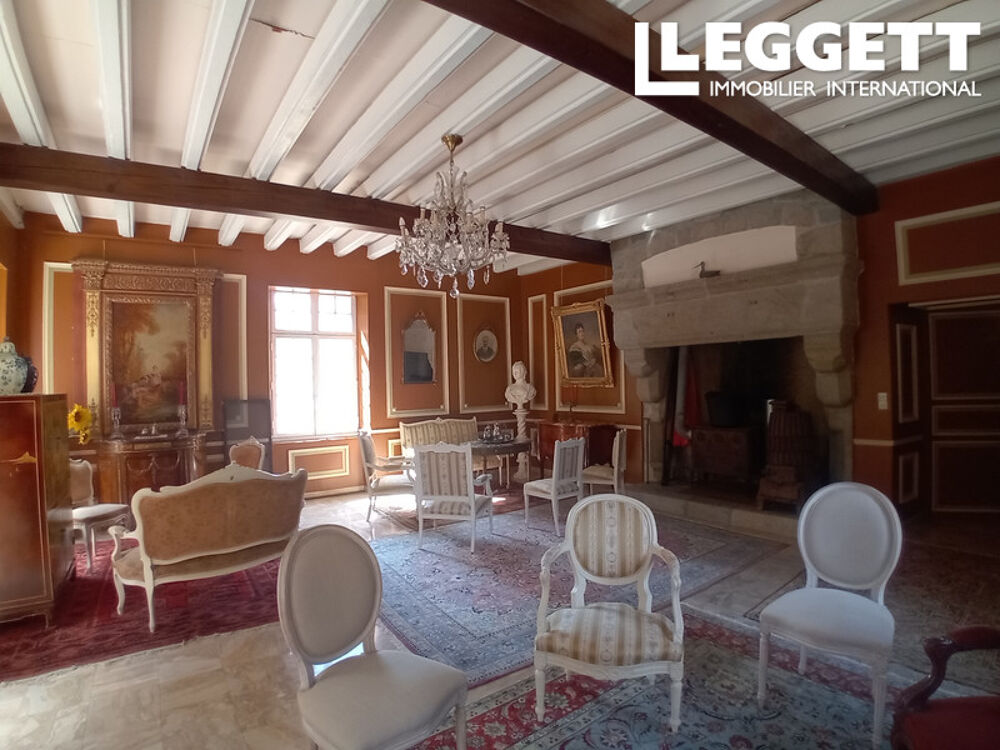 � vendre  Propri�t�/ch�teau Geay (79330)