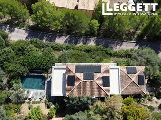 Vente Maison Villa contemporaine de luxe avec vue mer panoramique à 360°, 4 chambres, piscine et  terrain. La valette-du-var