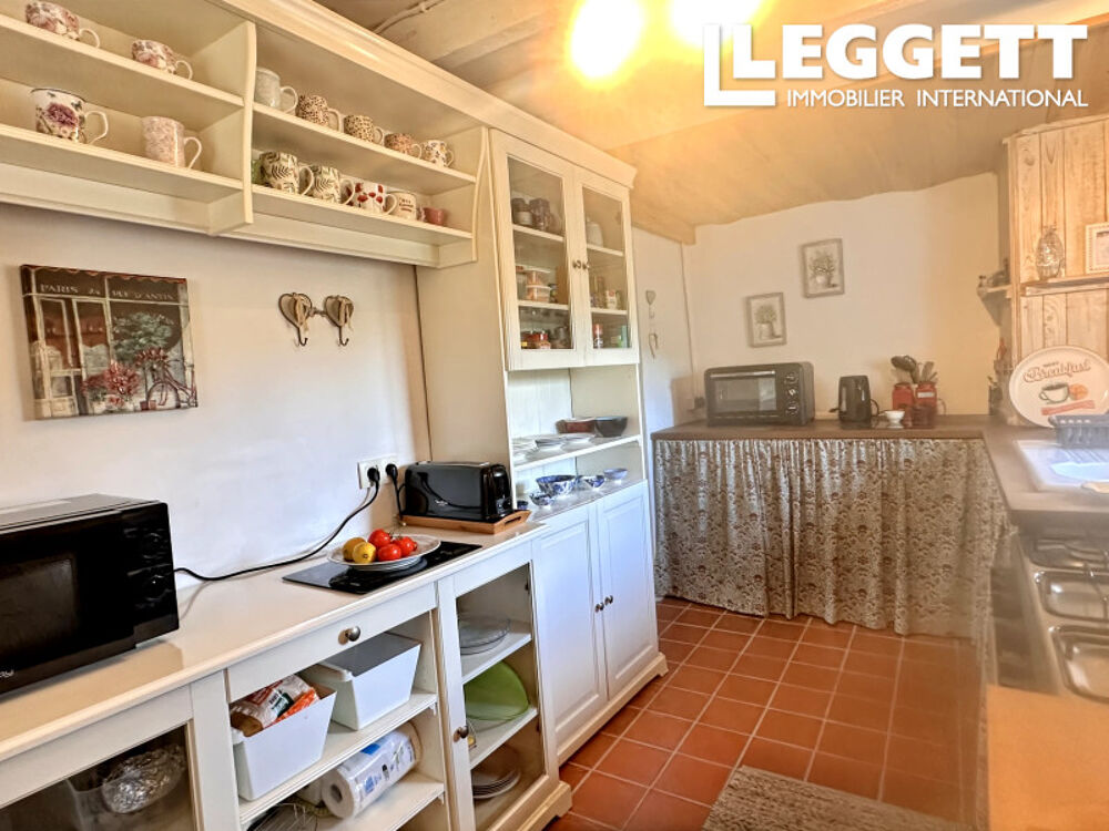 Vente Maison Charmante maison de 2 chambres nichée dans un hameau tranquille avec de jolis jardins et parking hors voirie Villetoureix