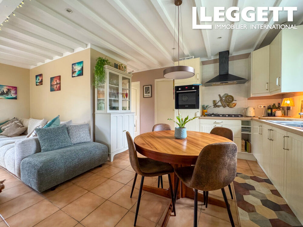 Vente Maison Charmante maison de 2 chambres avec vue panoramique, garage et terrasses, près de Lauzerte, Tarn-et-Garonne Lauzerte