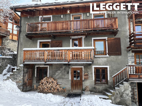   2 �tages d'une belle maison de village dans le village de La Masure dans la commune de Sainte Foy Tarentaise Appartement - 5 pi�ce(s) - 145 m�