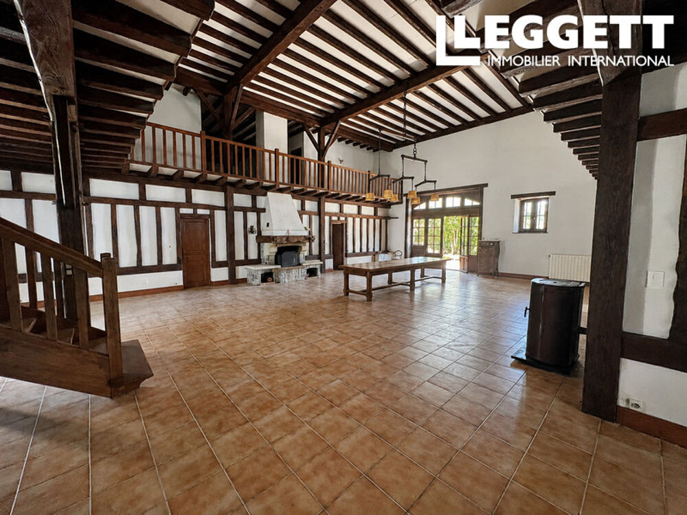 Vente Maison Domaine d?Exception de Deux Maisons, Deux Étangs &  Dépendances au C?ur de la Nature et 13 Hectares de terrain Les salles-lavauguyon