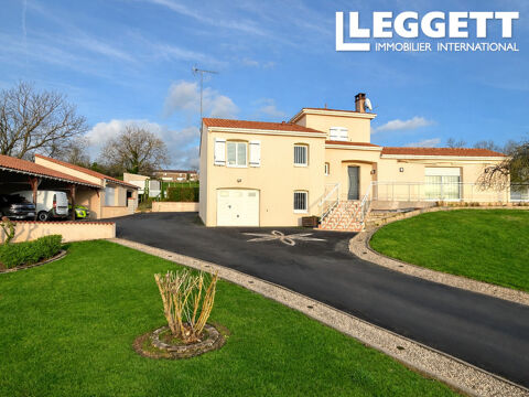   Maison Mervent ann�e 2001 de 126 m�, 4 chambres, terrain clos de 3775�m�, piscine chauff�e, climatisation. Maison - 6 pi�ce(s) - 126 m�