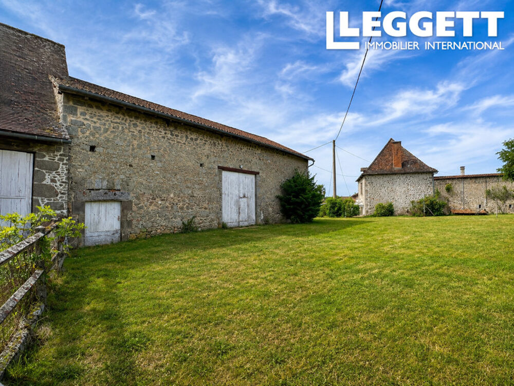 Vente Maison Charmante maison en pierre avec grange et jardin ? À seulement 5 minutes de Nontron dans le beau Dordogne Augignac