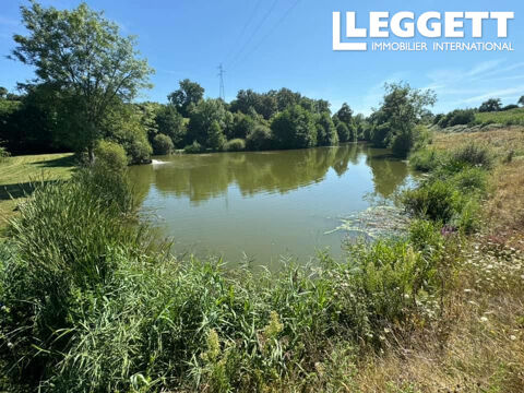   Site de p�che � la carpe cinq �toiles avec deux �tangs � carpes et une maison de luxe � proximit� de Laval Maison - 4 pi�ce(s) - 91 m�