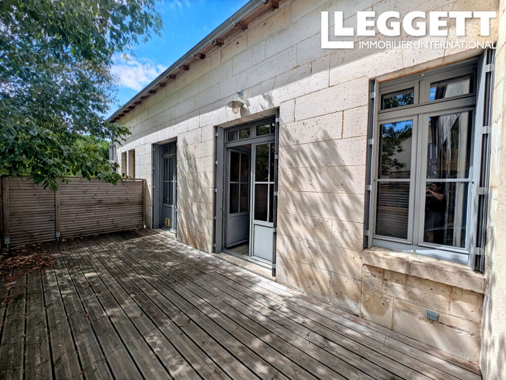 Loft de caractère avec appartement indépendant et potentiel d'agrandissement au c?ur de Barbezieux