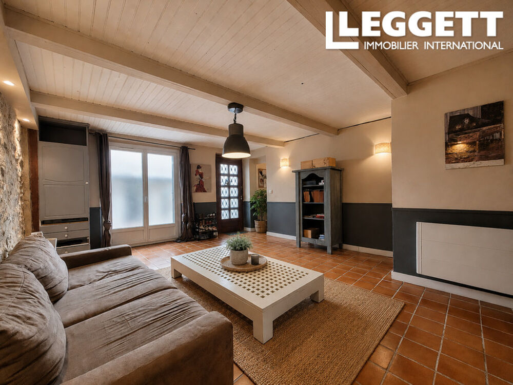 Maison en pierre rénovée du XIXe, 150 m², toit terrasse, 3 chambres, double salon, confort moderne