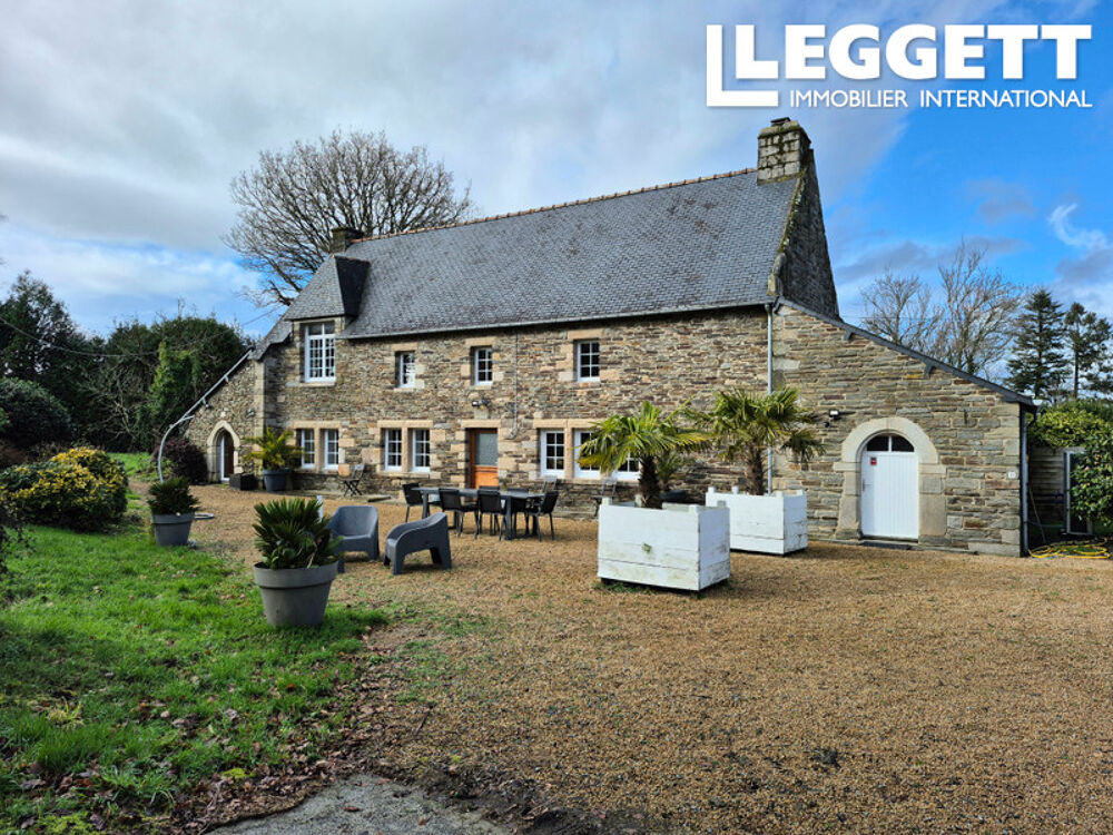 Maison 8 pièces 192 m² · à Plévin · 192 m² · 328 600 €