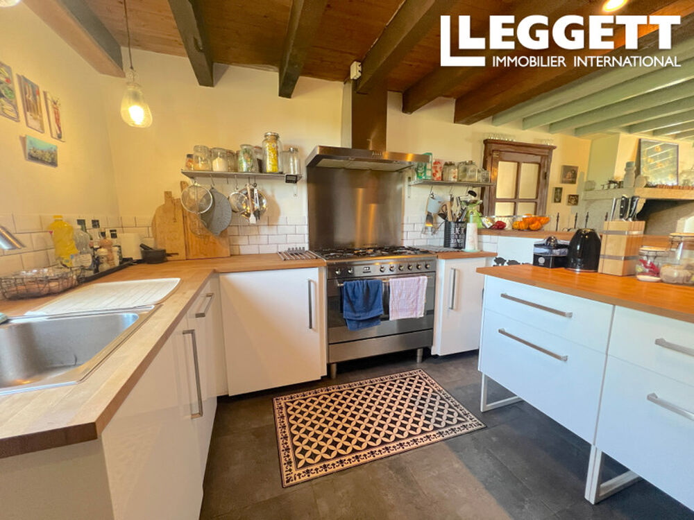 Vente Maison Propriété exceptionnelle, emplacement et vues magnifiques. Isolée. 5 chambres, 2 salles d'eau, grande piscine. Bonnat
