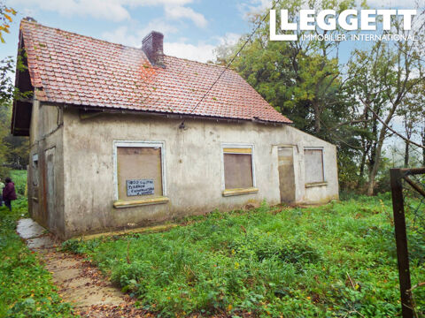 Petite maison à rénover ou à démolir et à reconstruire sur près de 1 630 m² de terrain. 36600 Verchocq (62560)