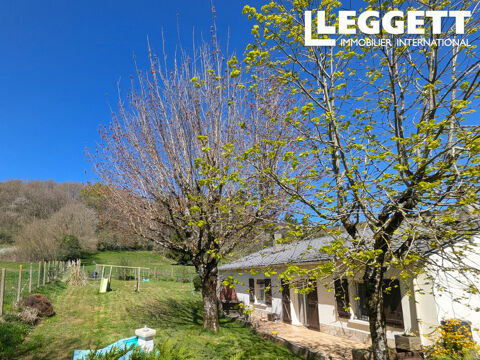  Maison de hameau, moderne avec jardin et garage. Pour les amoureux de la montagne, du plein air, du calme Maison