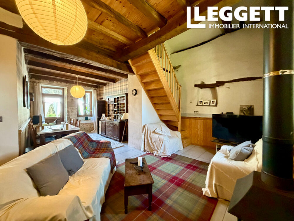 Maison de campagne de 4 à 5 chambres avec un magnifique jardin, une grange et un bois