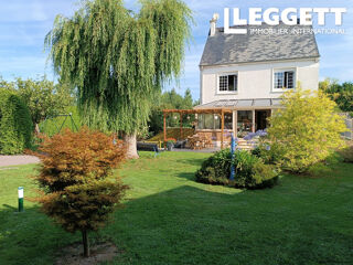 Maison 8 pièces 145 m² · à Trévières · 145 m² · 359 000 €