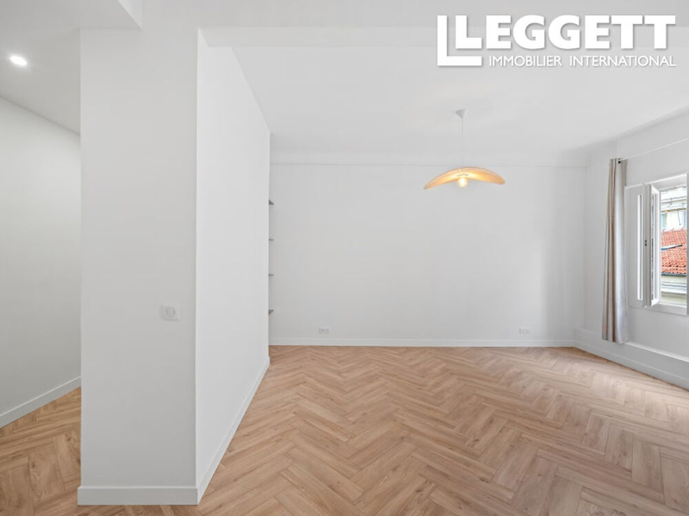 Vente Appartement Nice Carré d?Or ? Élégant 2 Pièces Rénové avec Balcon à 300 m de la Mer. Nice