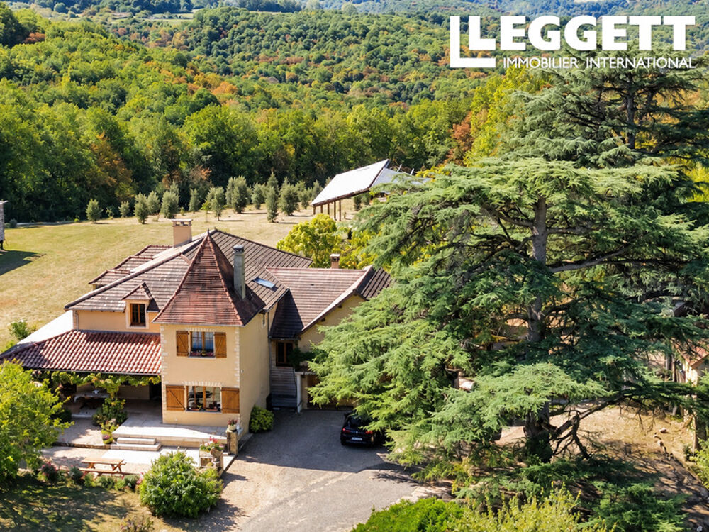 Vente Maison Exceptionnel domaine périgourdin de 8.8 hectares avec truffières, entre Sarlat et Montignac-Lascaux La chapelle-aubareil
