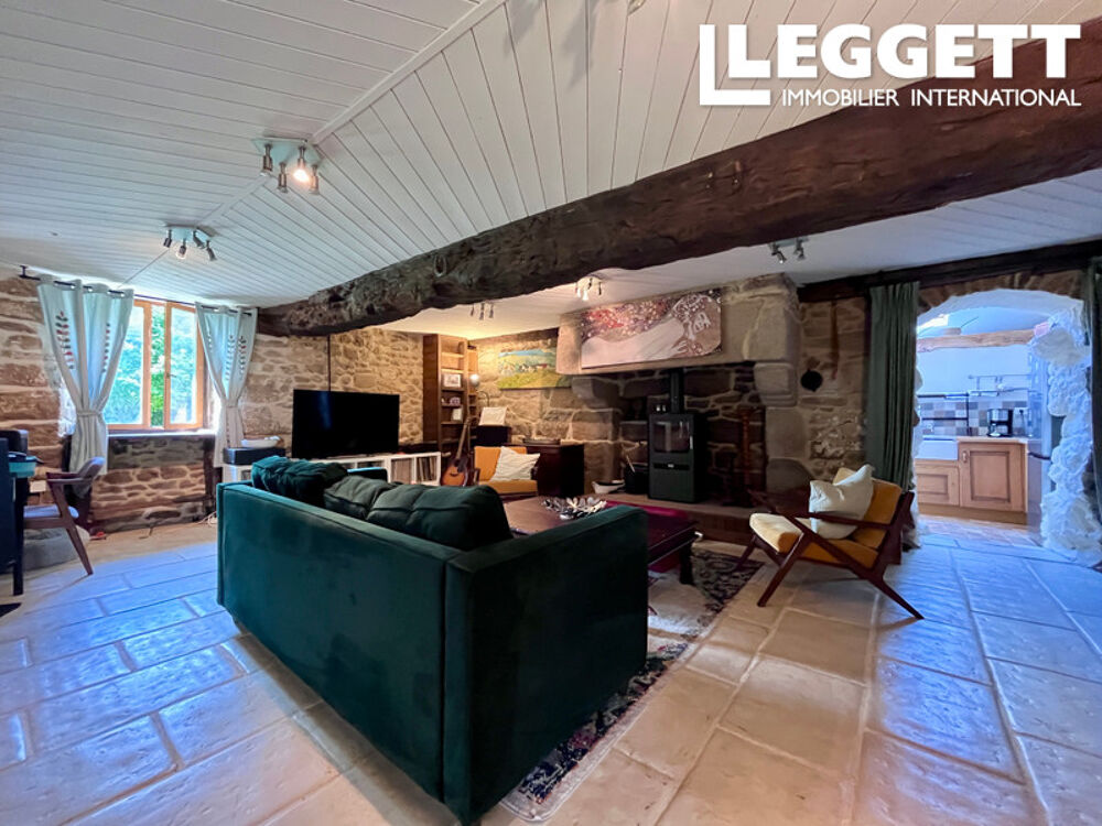 Vente Maison Propriété de caractère avec trois habitations, atelier et grand jardin à 3 km de Bazouges-la-Pérouse Bazouges-la-pÉrouse