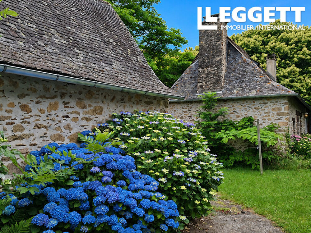 Vente Maison Propriété de charme en pierres, rénovée avec gout, 3Cac, piscine chauffée, grange, cadre bucolique Orgnac-sur-vÉzÈre
