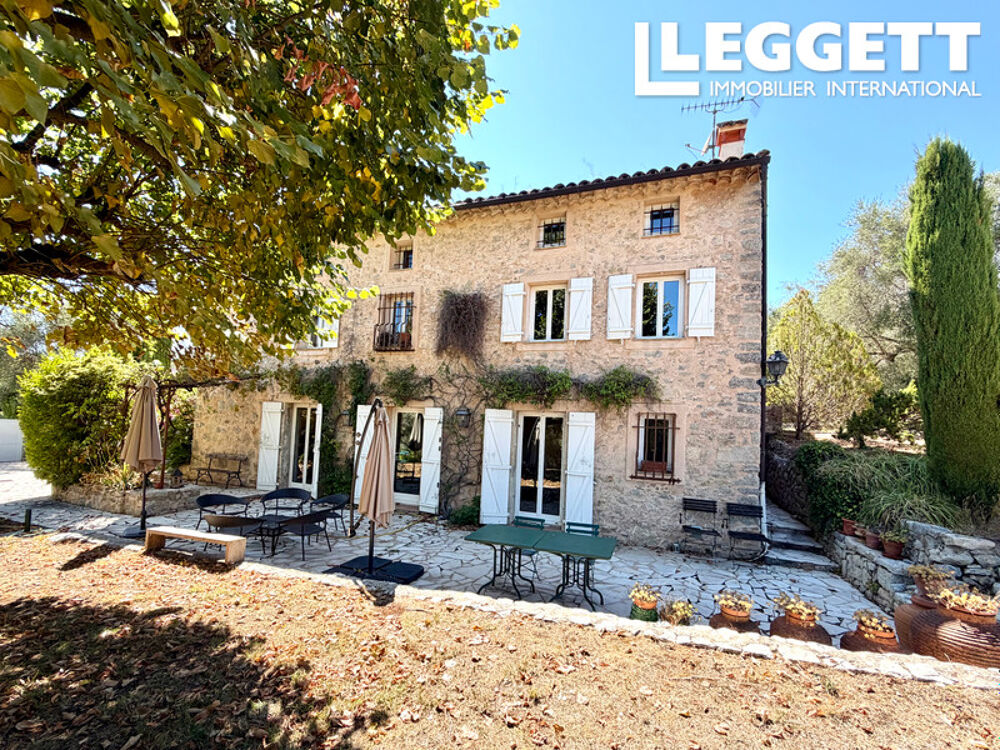 Maison 6 pièces 143 m² · à Grasse · 143 m² · 900 000 €