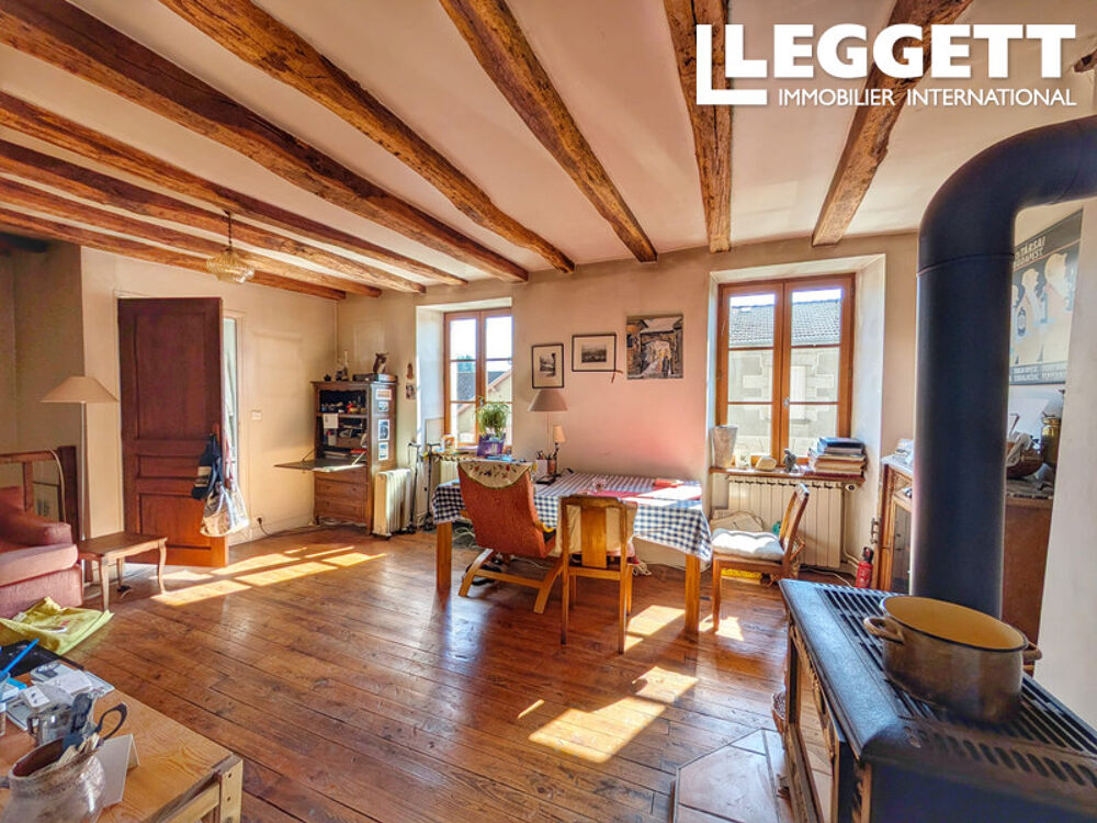 Maison de caractère avec un joli jardin au c?ur de la charmante petite ville de Felletin