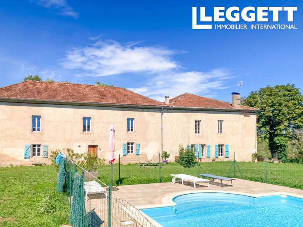 Très belle maison familiale avec vue époustouflante, piscine et chambres d?hôtes, à 5 min de Cordes-sur-Ciel