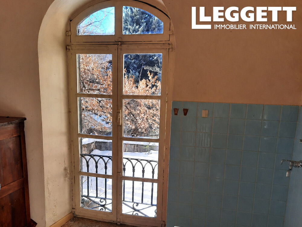 Vente Maison <br />Propriété de caractère du XVIIIe siècle avec fort potentiel de rénovation et de développement BrianÇon