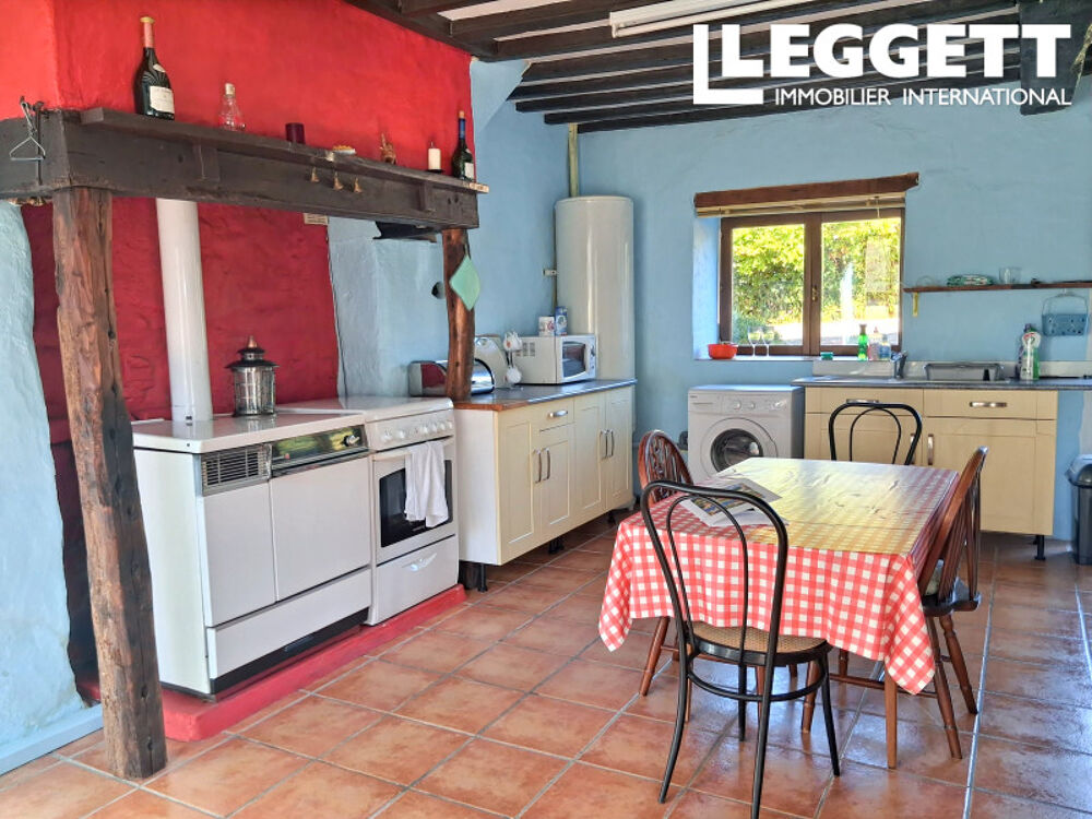 Vente Maison Charmante maison individuelle en pierre de 3 chambres, avec grange et jardin, située dans un paisible hameau. Champagnac-la-riviÈre