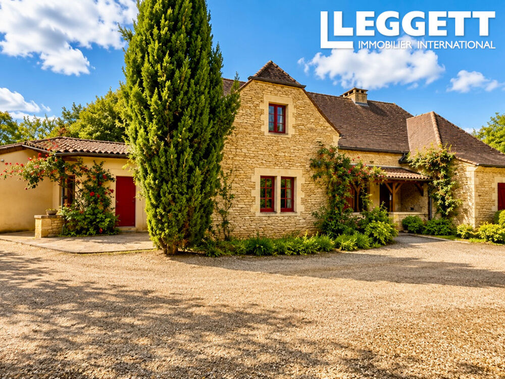 Superbe maison de 5 chambres, élégante, en excellent état, dans un joli village près de Sarlat-la-Canéda